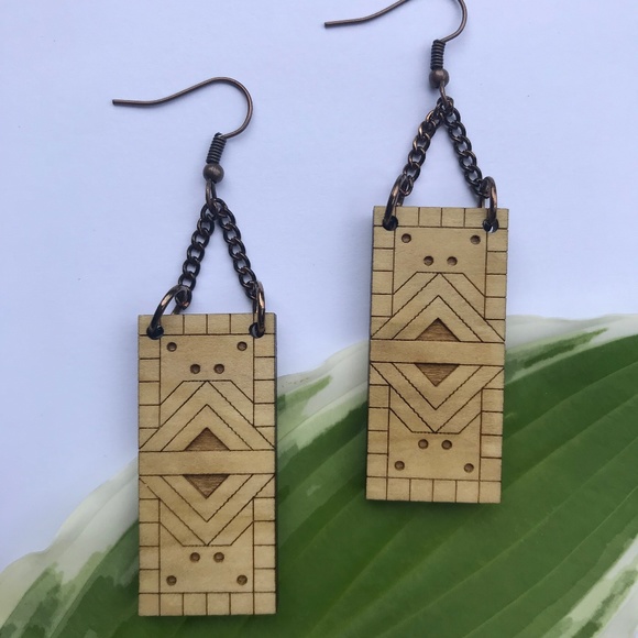 Handmade Lasercut Wood Earrings - Domino - Picture 2 of 3